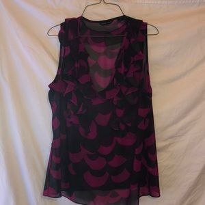 Sleeveless blouse